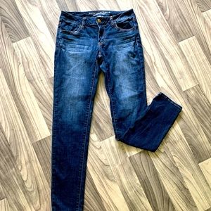 American Eagle dark wash jeggings size 8
